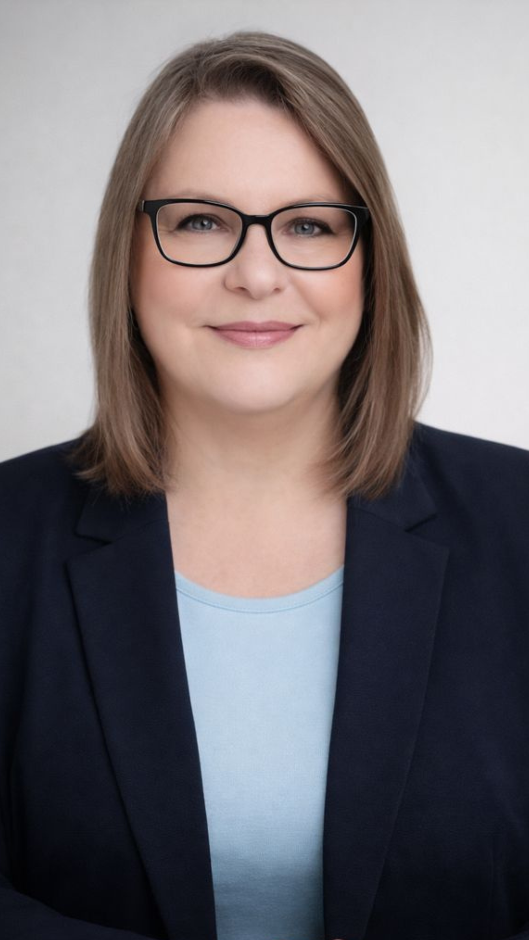 Rose Davidson Rose Davidson, Story Curator and founder of The Impactful Voice Project™, professional headshot with calm and welcoming expression.