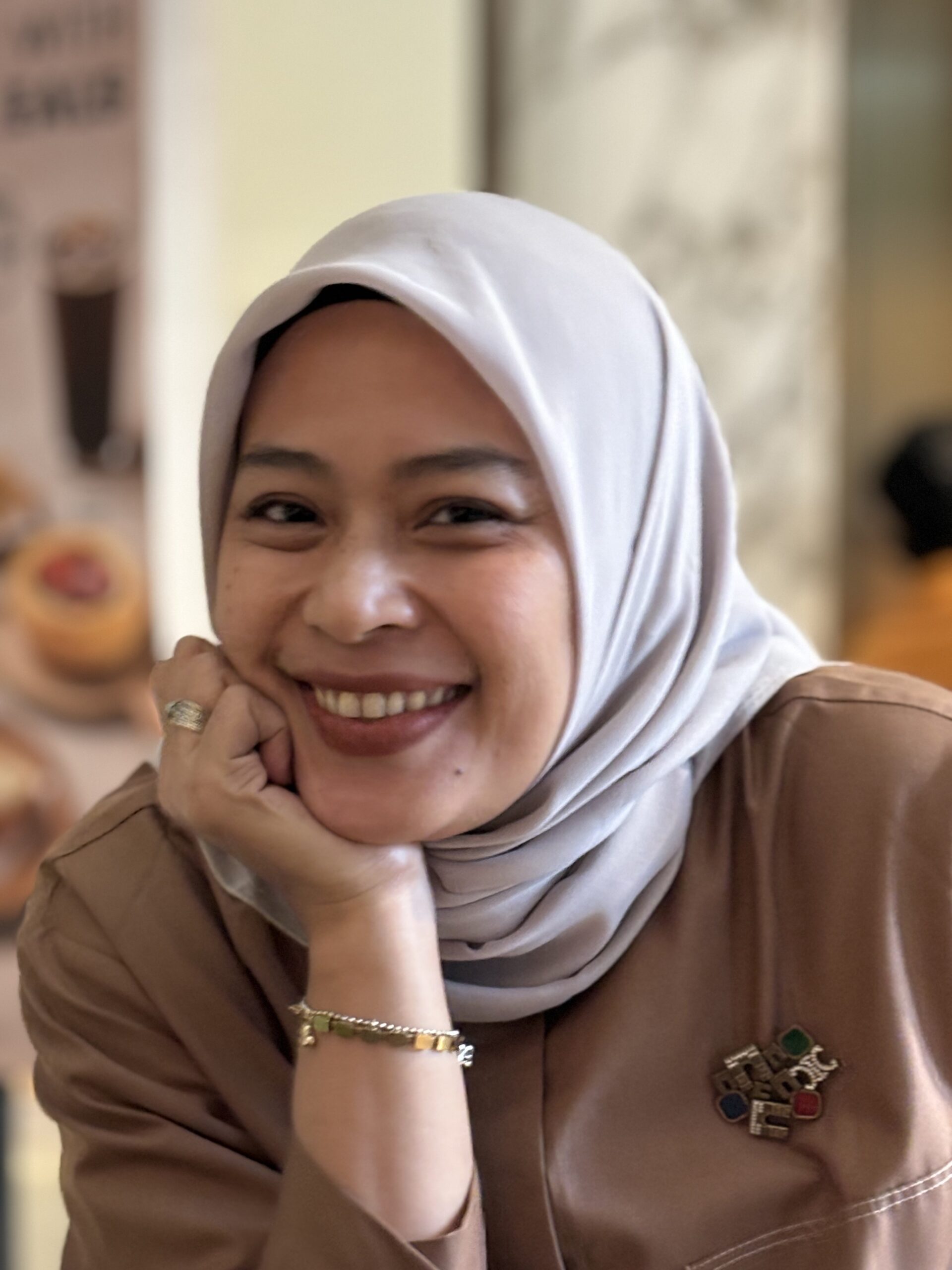 Kirana Sidin - Rose Davidson